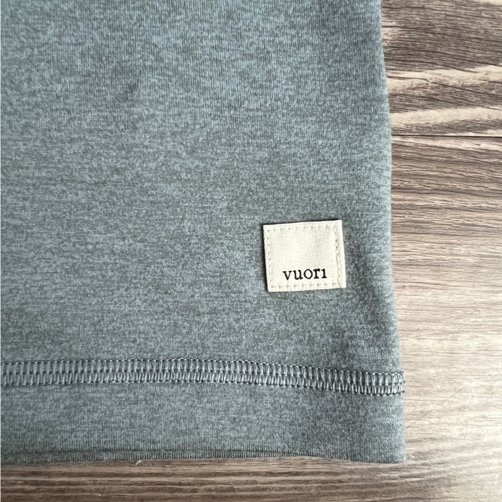 Vuori T Shirt Grey Super Soft - Picture 3 of 8